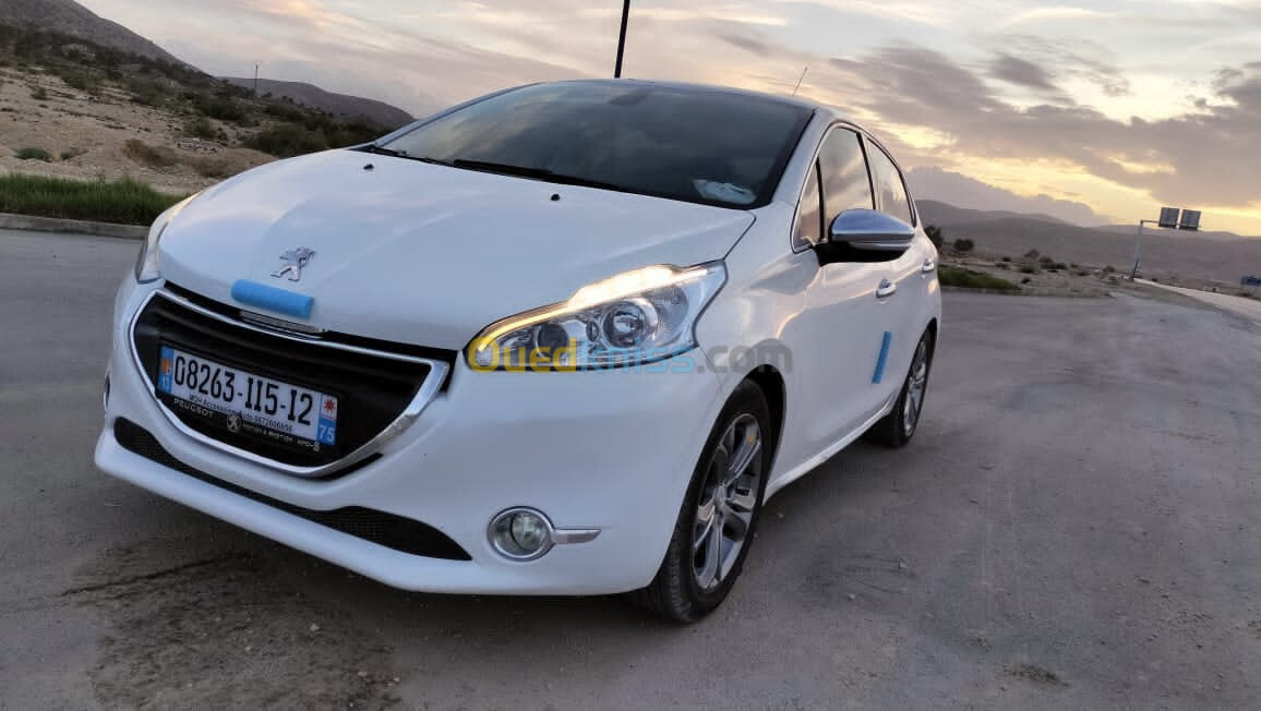 Peugeot 208 2015 Allure Facelift