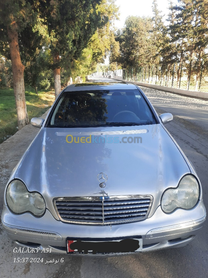 Mercedes Classe C 2004 C220