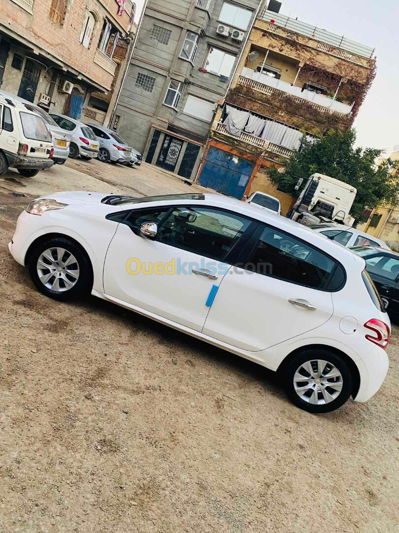 Peugeot 208 2012 208