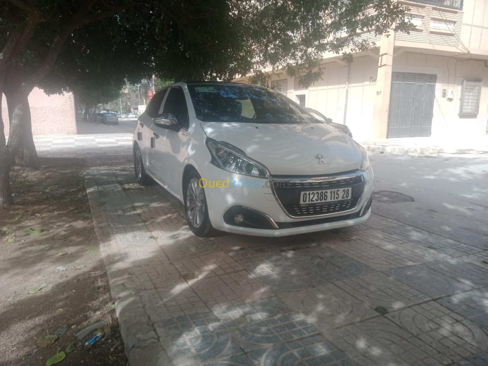 Peugeot 208 2015 