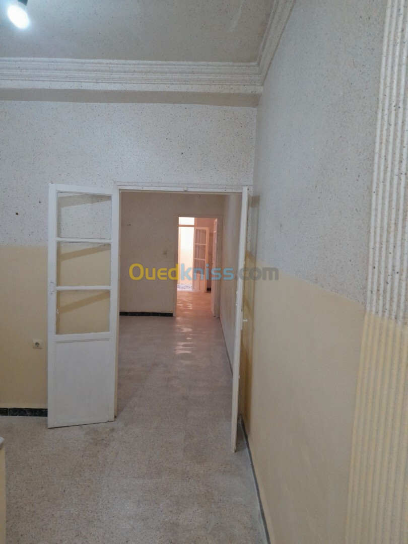 Location Niveau De Villa F2 Alger Bordj el kiffan