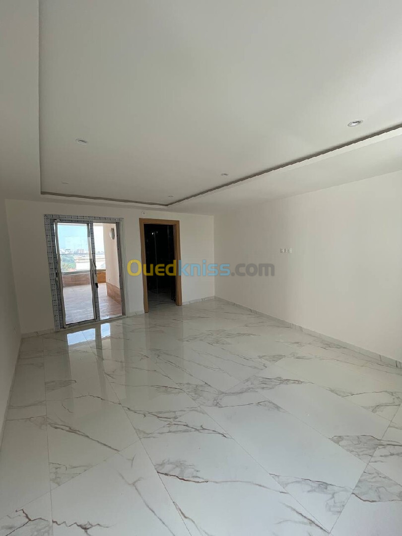 Vente Appartement F5 Alger El achour