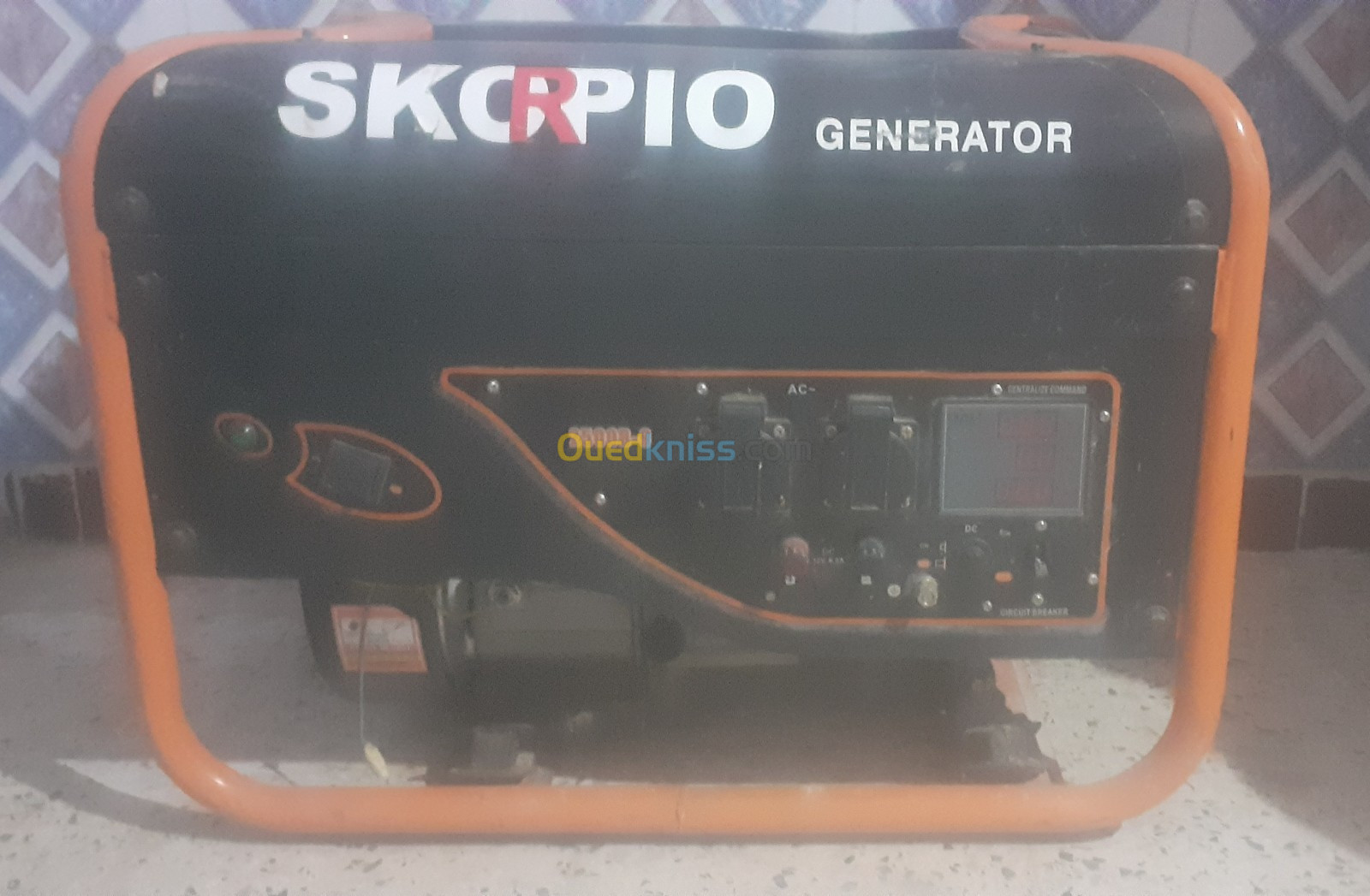 Groupe électrogène skorpio 2,5 kva utilisé 2 fois très bonne état 