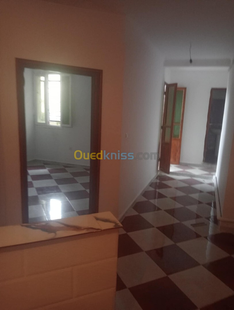 Location Appartement F3 Tizi Ouzou Ouaguenoun