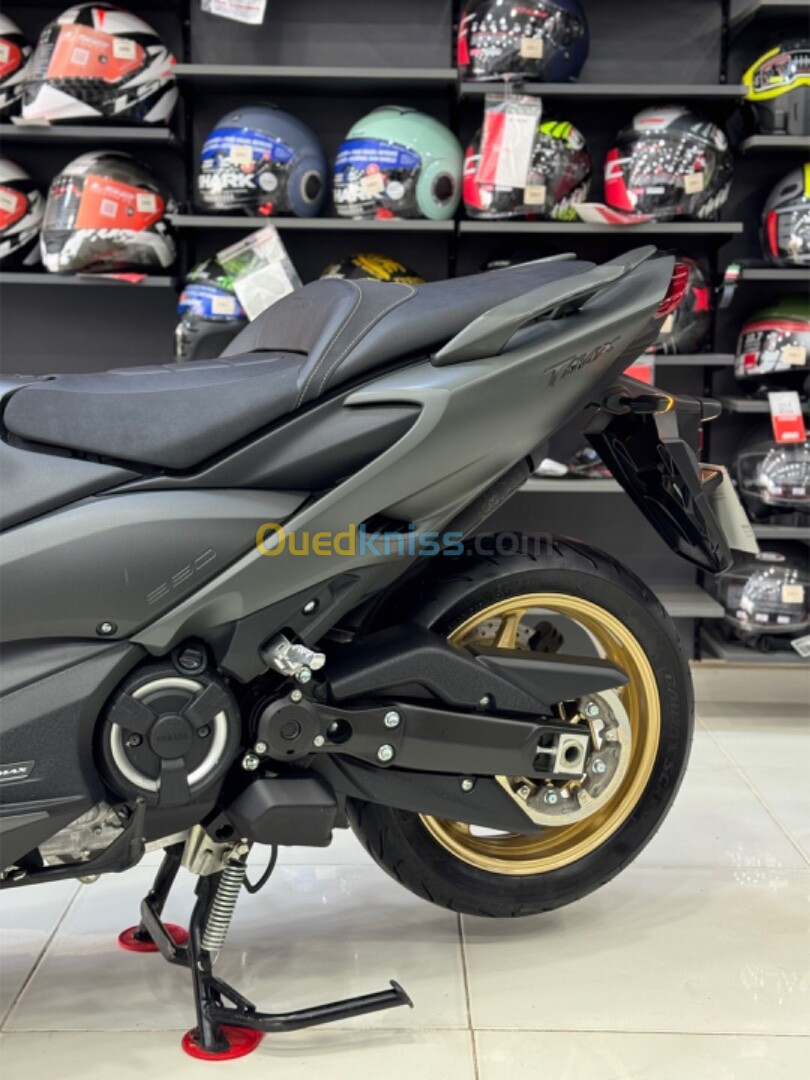 yamaha Tmax 560 2022