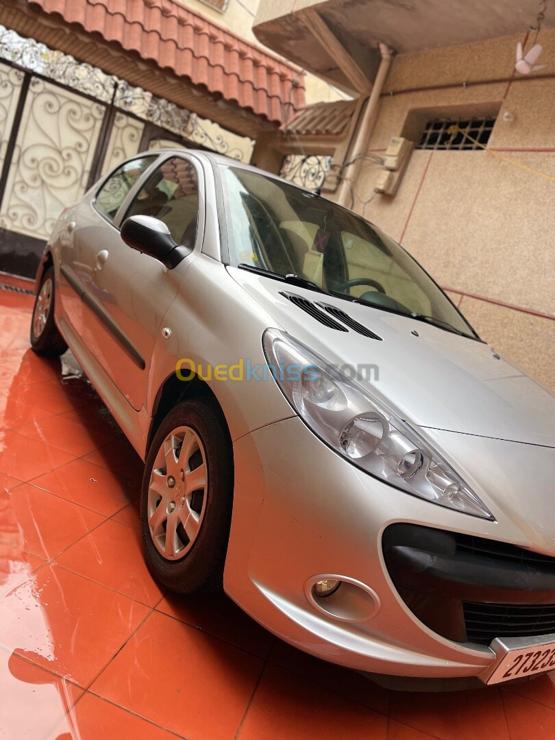 Peugeot 206 Plus 2012 