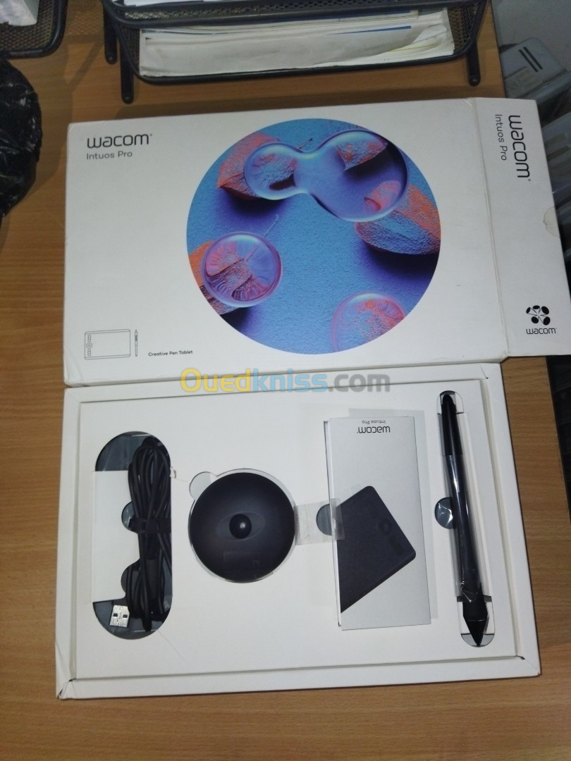 Tableta Gráfica Wacom INTUOS PRO S Bluetooth PTH-460 - TECNOMARKET.INK