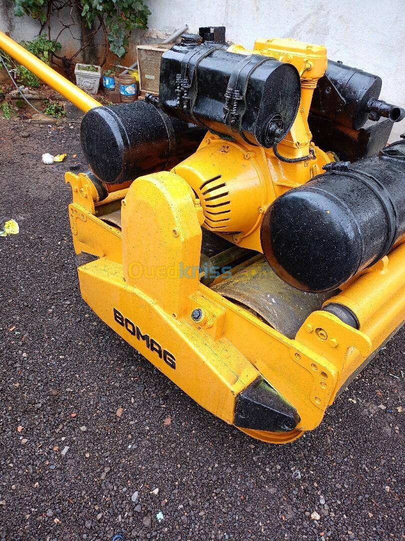 Compacteur bomag 90 