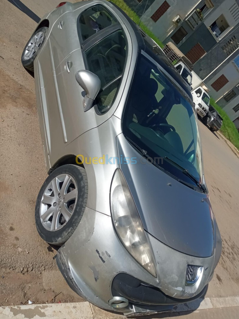 Peugeot 207 2008 207