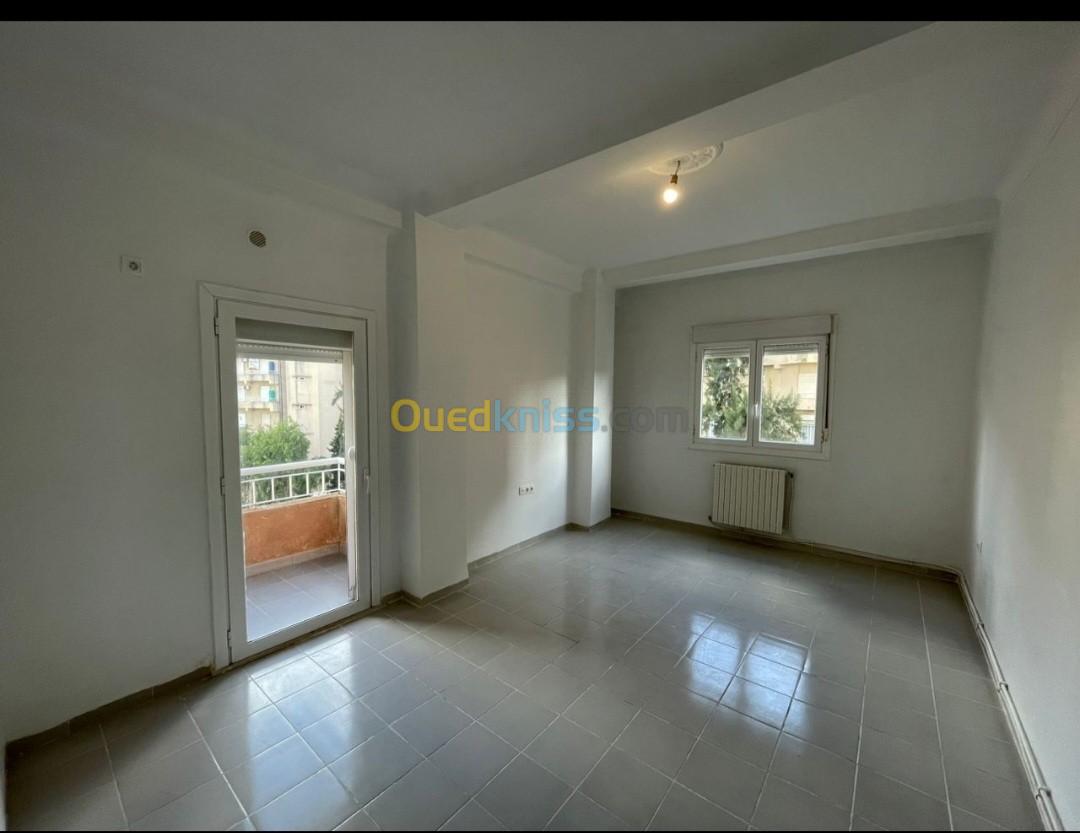 Location Appartement F3 Alger Ben aknoun