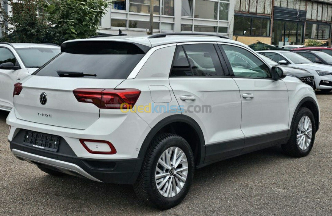 Volkswagen T-Roc 2023 Life