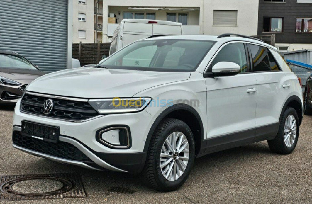 Volkswagen T-Roc 2023 Life plus