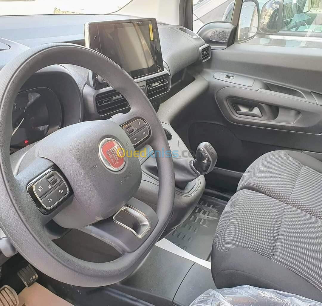 Fiat Doblo 2024 Italie