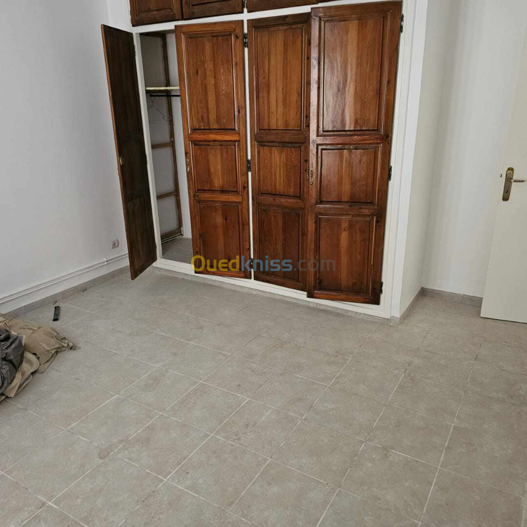 Location Appartement F4 Sétif Setif