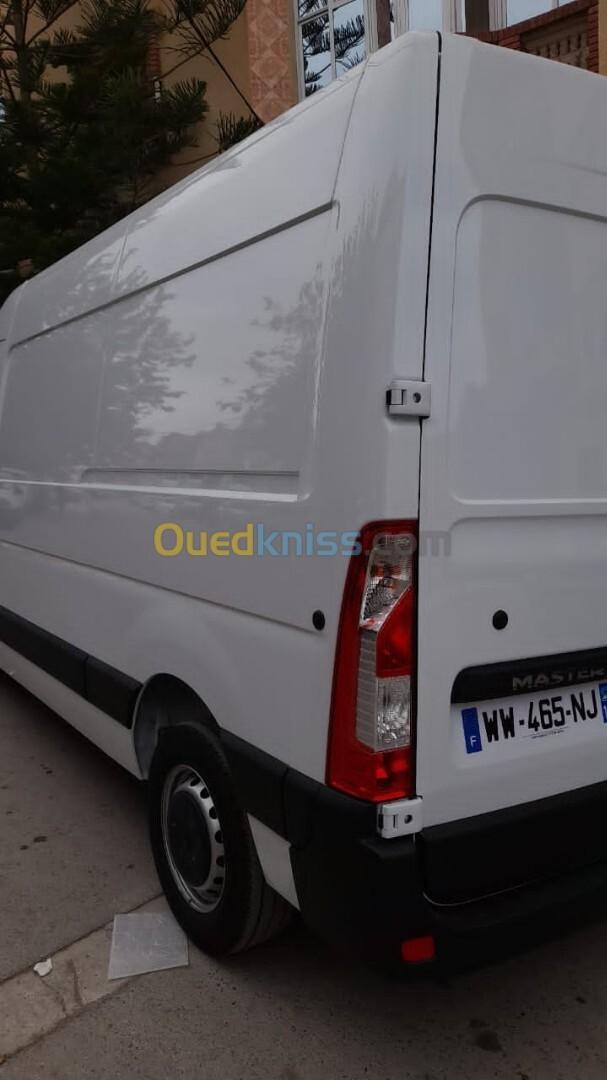 Renault Master 2024