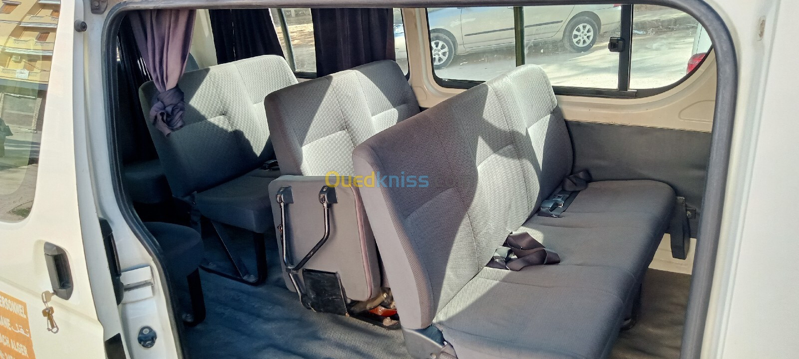 Toyota Hiace 2012