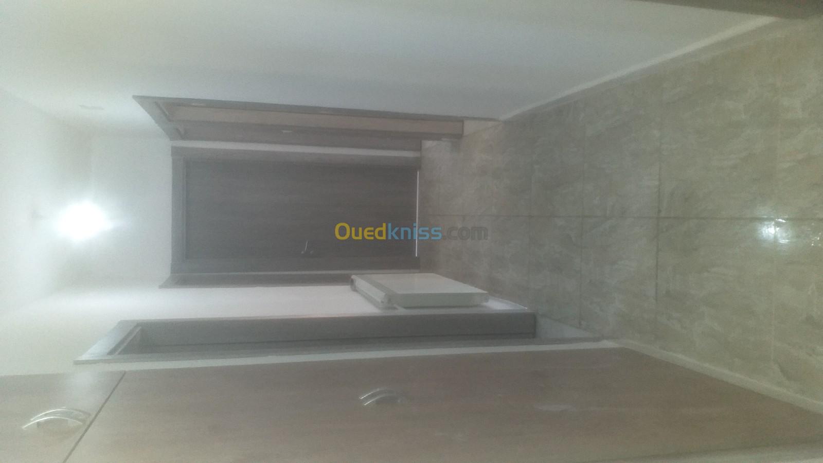 Location Appartement F4 Alger Rahmania