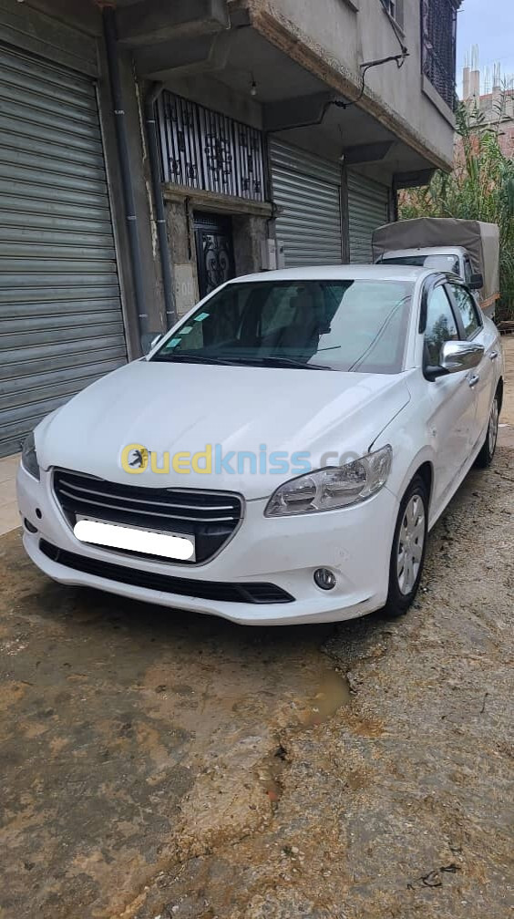 Peugeot 301 2013 Allure