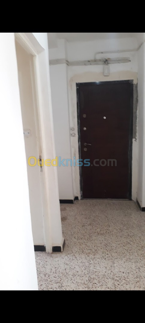 Location Appartement F3 Alger Souidania