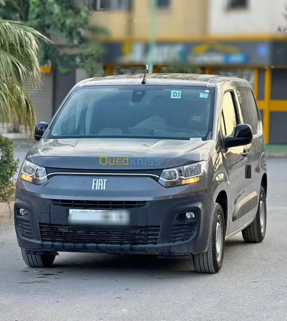 Fiat Doblo 2024 Itali