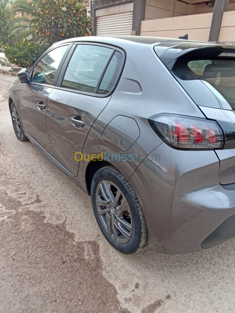 Peugeot 208 2021 Allure