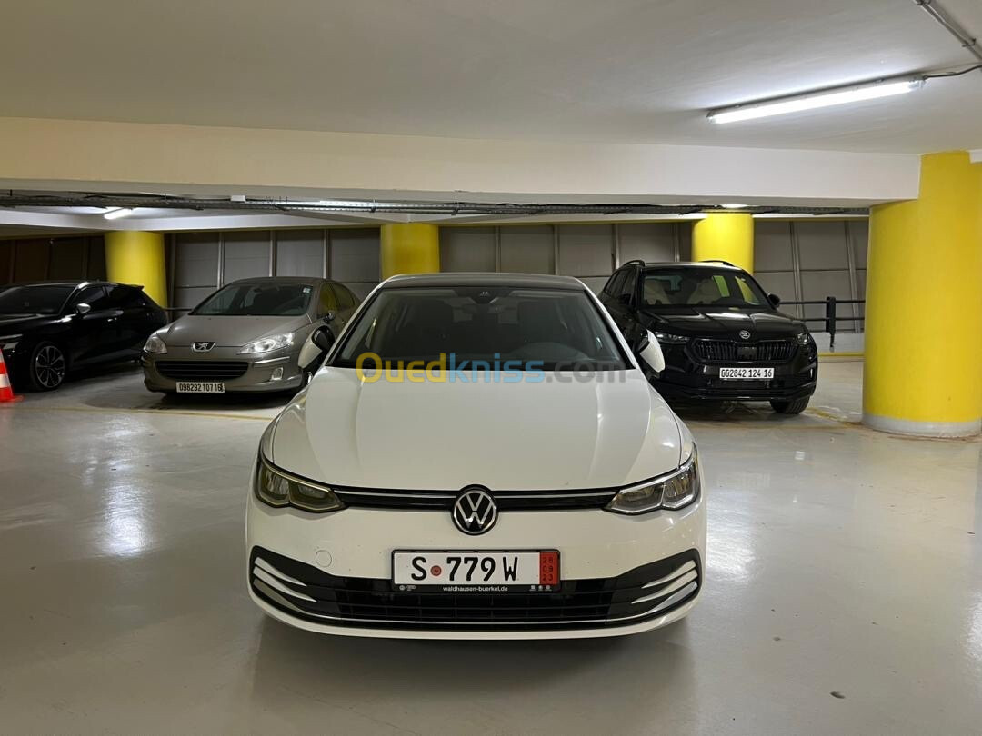 Volkswagen Golf 8 2021 Active