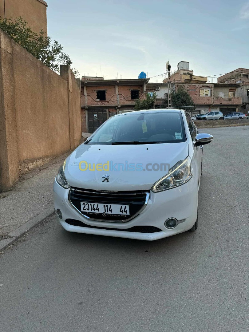 Peugeot 208 2014 Allure