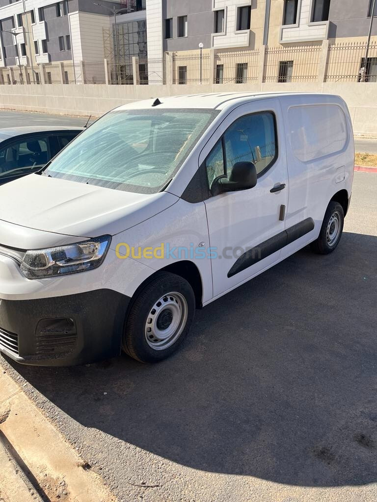 Fiat Doplo 2024 SOLO made in bladi