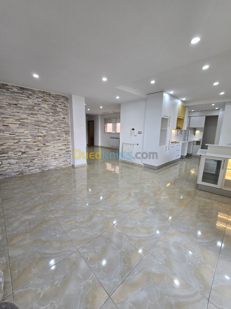 Vente Appartement F4 Alger El biar