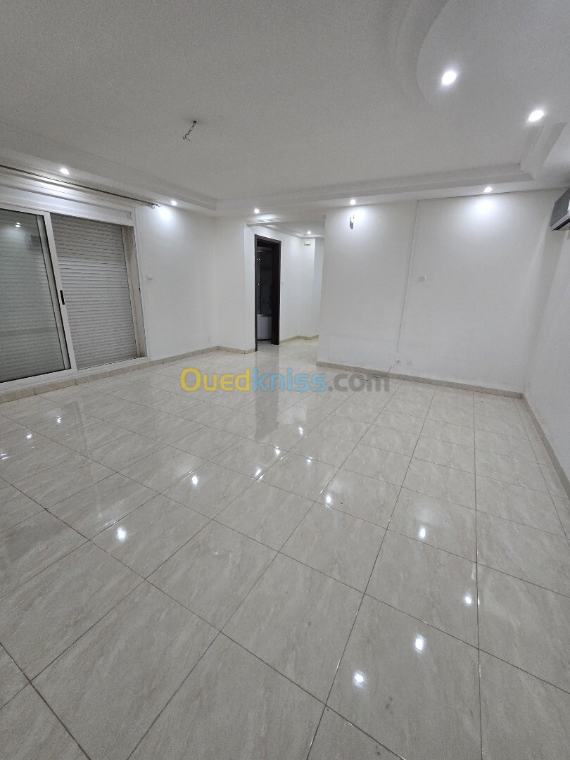 Location Appartement F4 Alger Cheraga