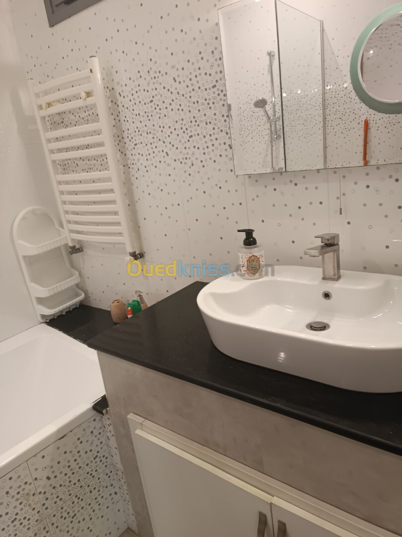 Location Appartement F3 Alger Hydra