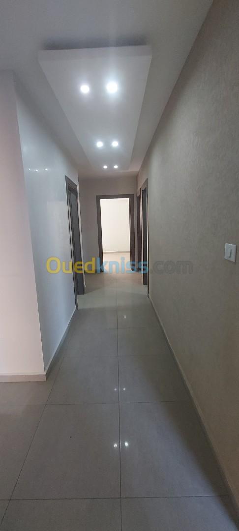 Location Appartement F4 Alger Said hamdine