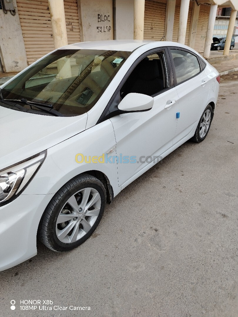 Hyundai Accent RB  5 portes 2018 Préstige