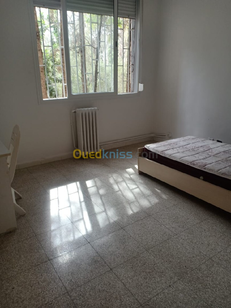 Location Appartement F3 Alger Hydra