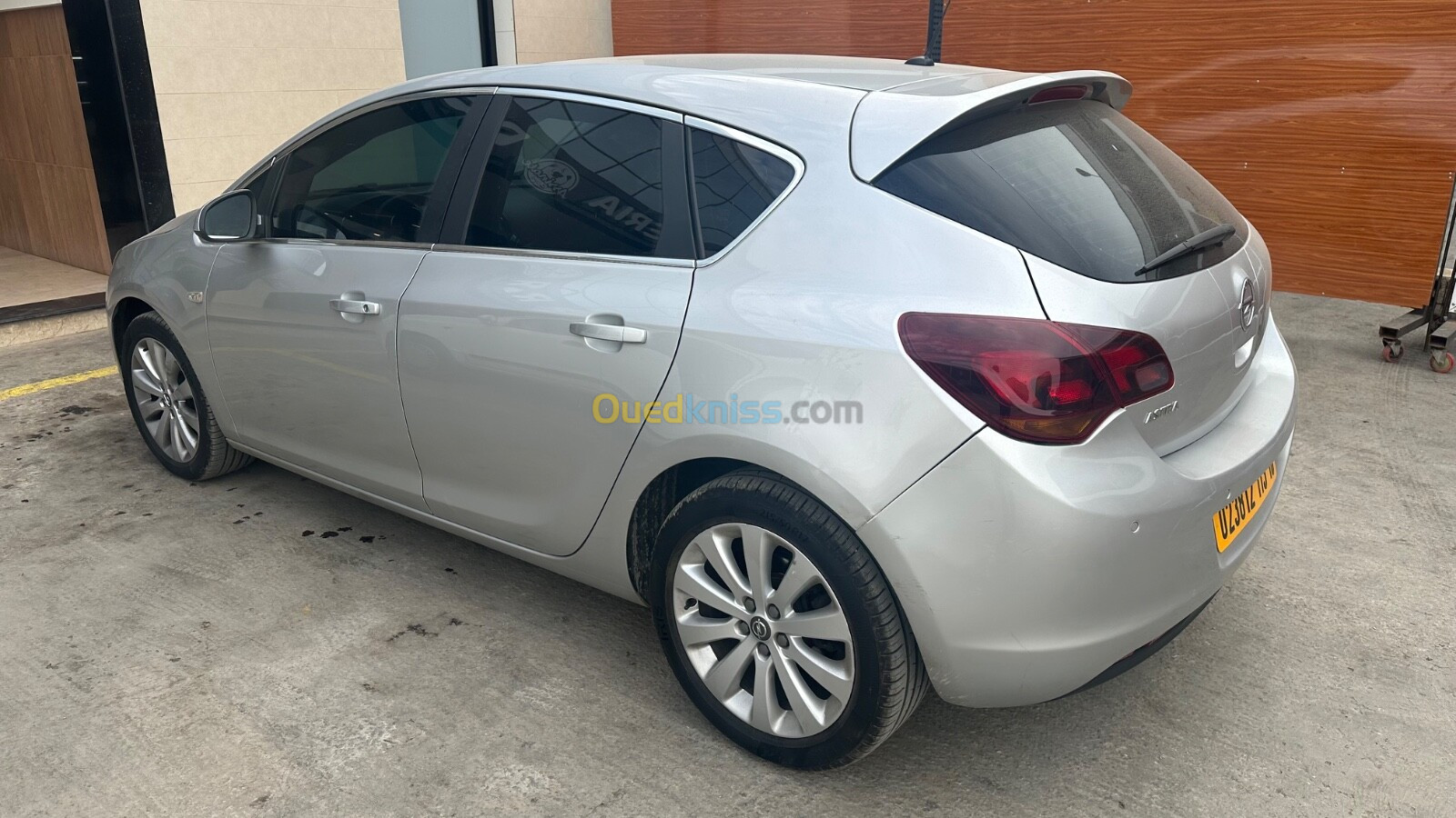 Opel Astra 2013 COSMO