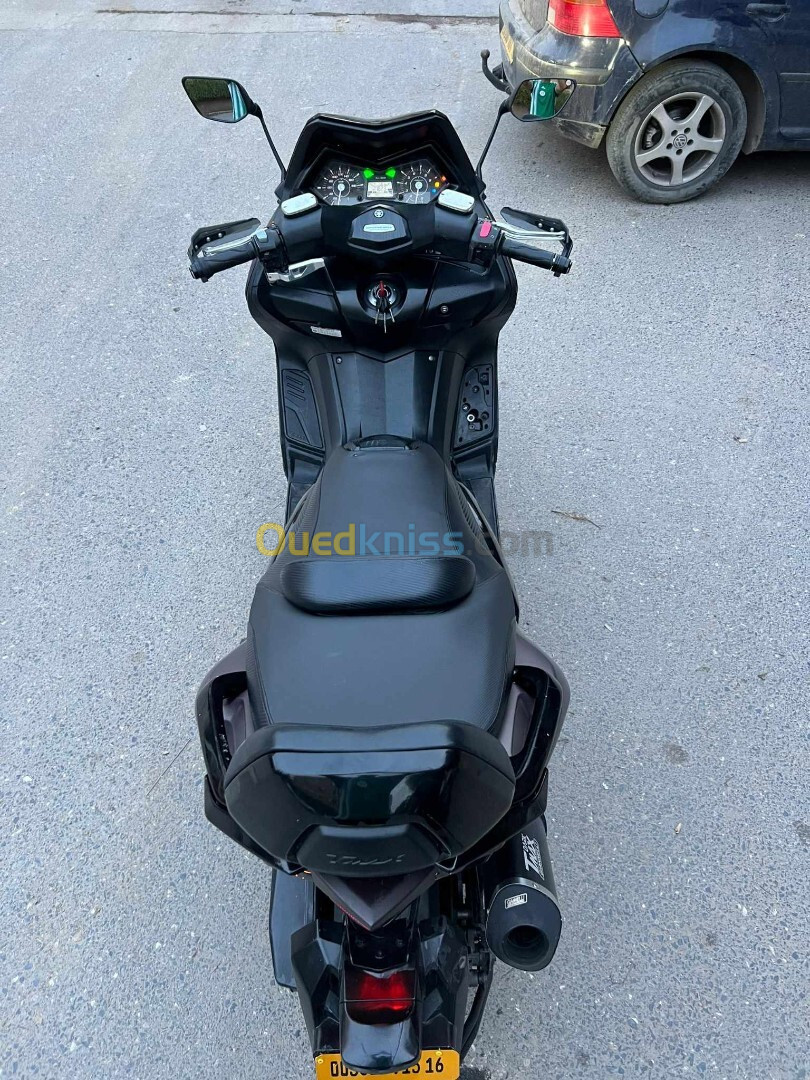 YAMAHA TMAX 2015