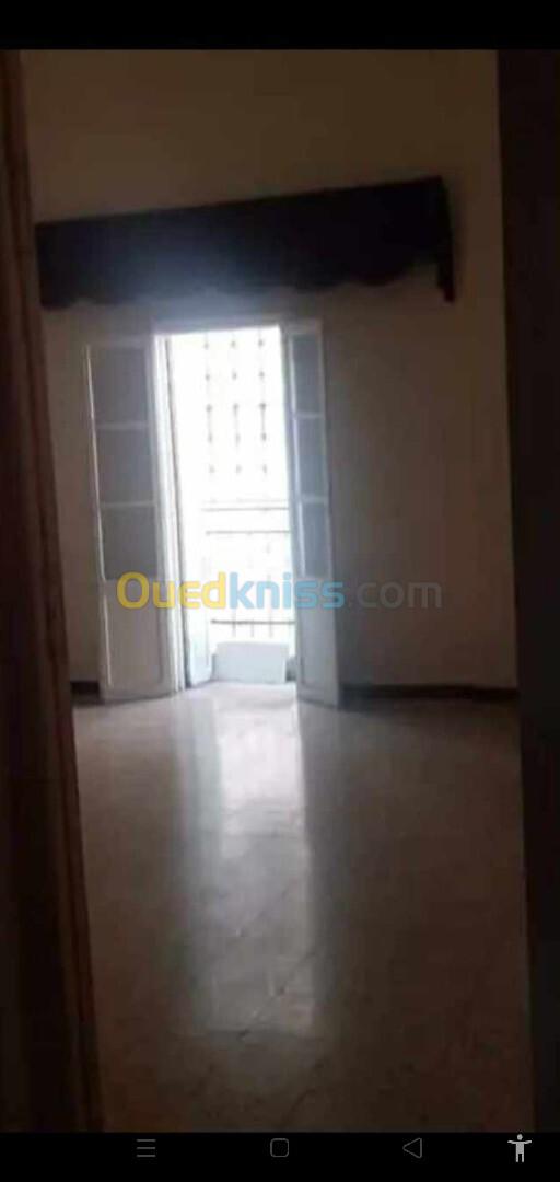 Vente Appartement F04 Mostaganem Mostaganem