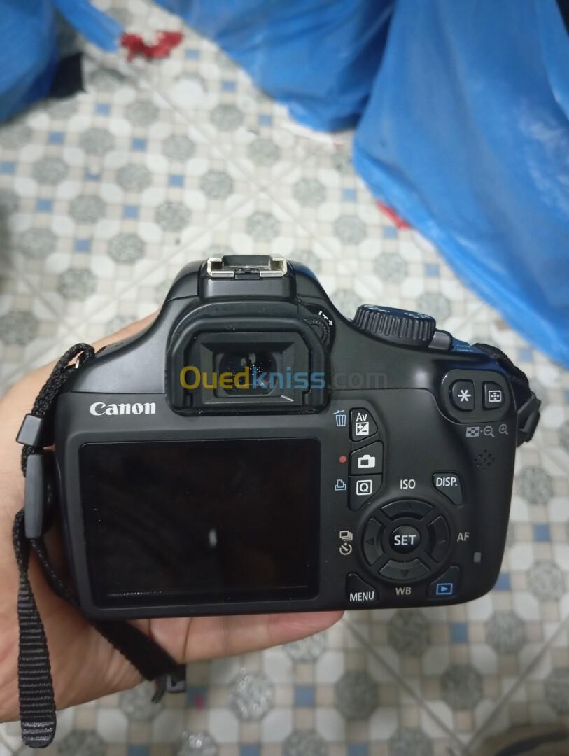 Canon D1100