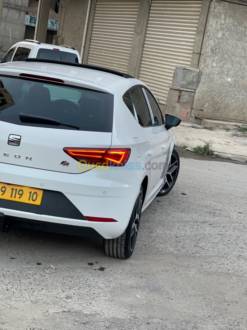 Seat Leon 2019 Beats