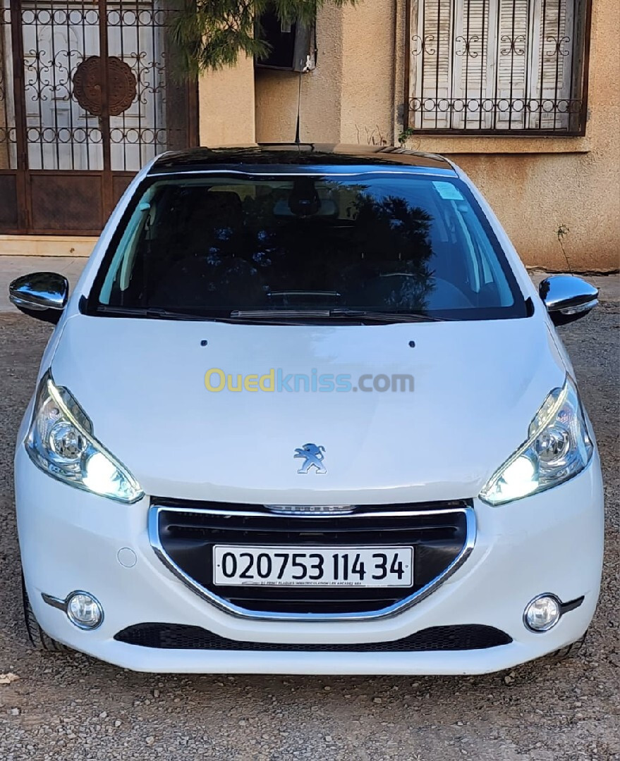 Peugeot 208 2014 Allure