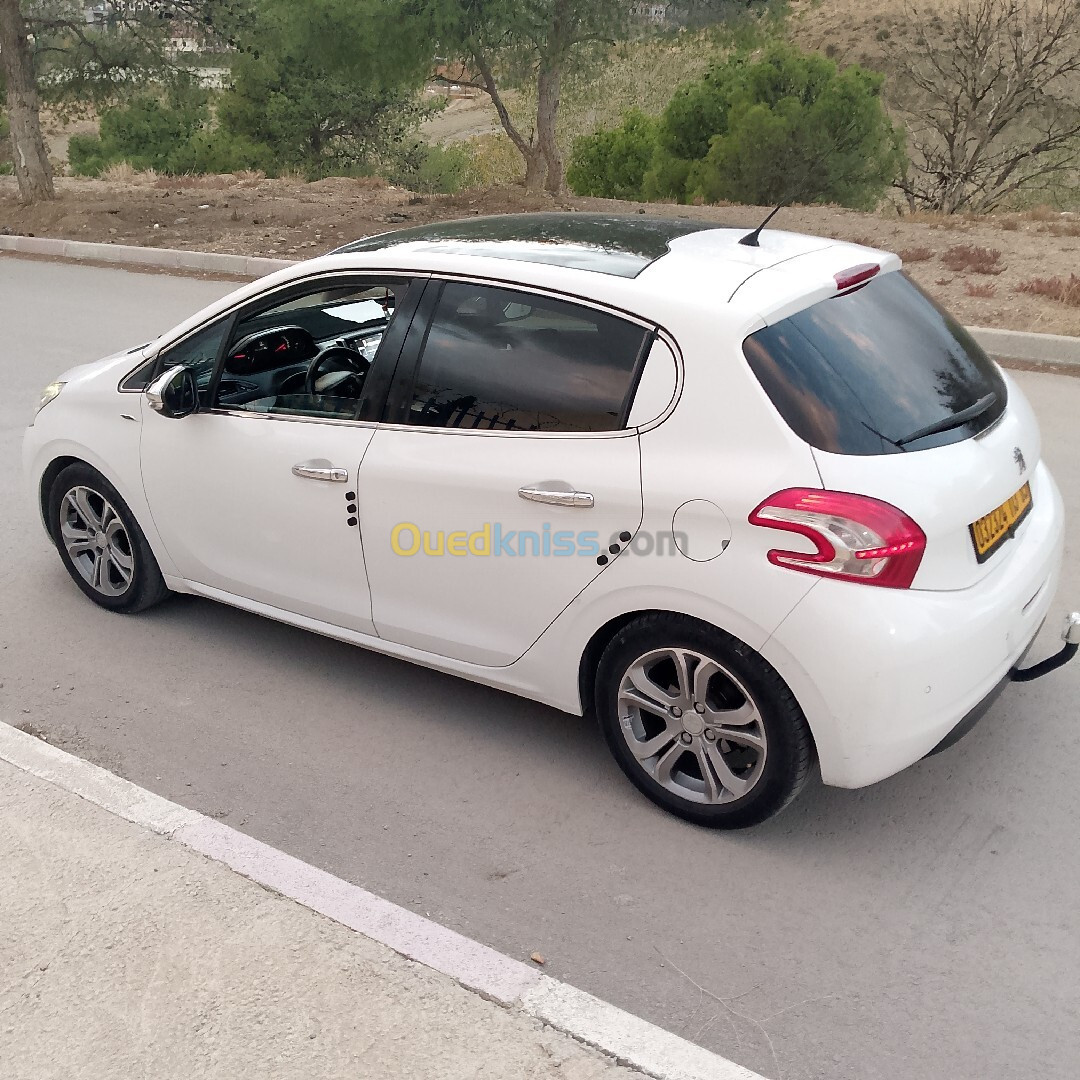 Peugeot 208 2013 Allure