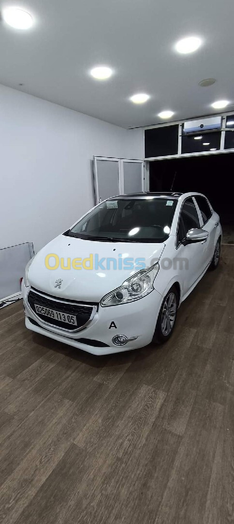 Peugeot 208 2013 Allure