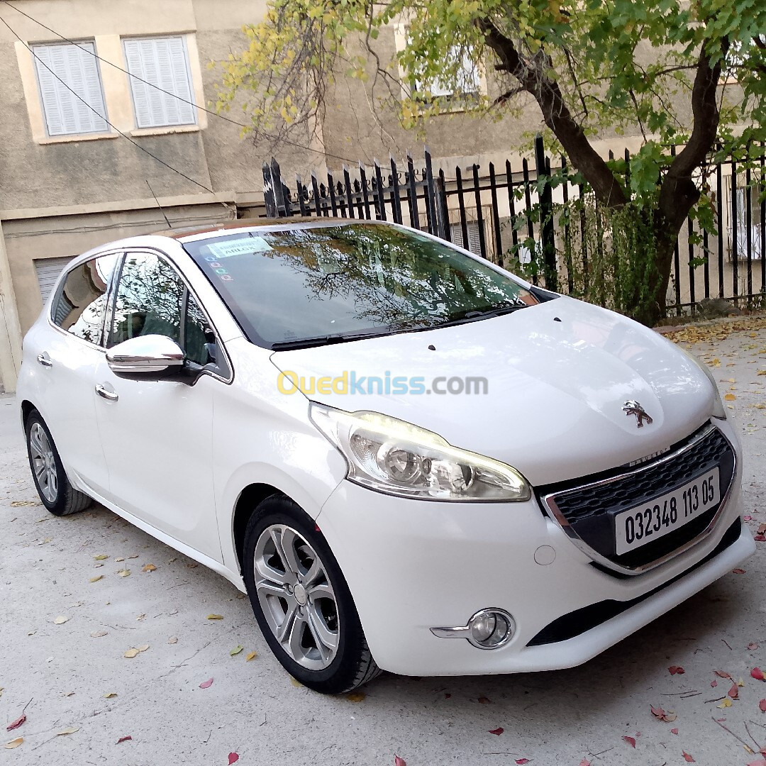 Peugeot 208 2013 Allure