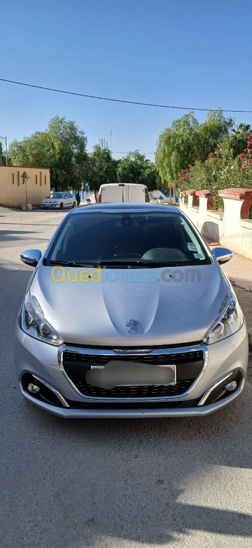 Peugeot 208 2018 Allure Facelift