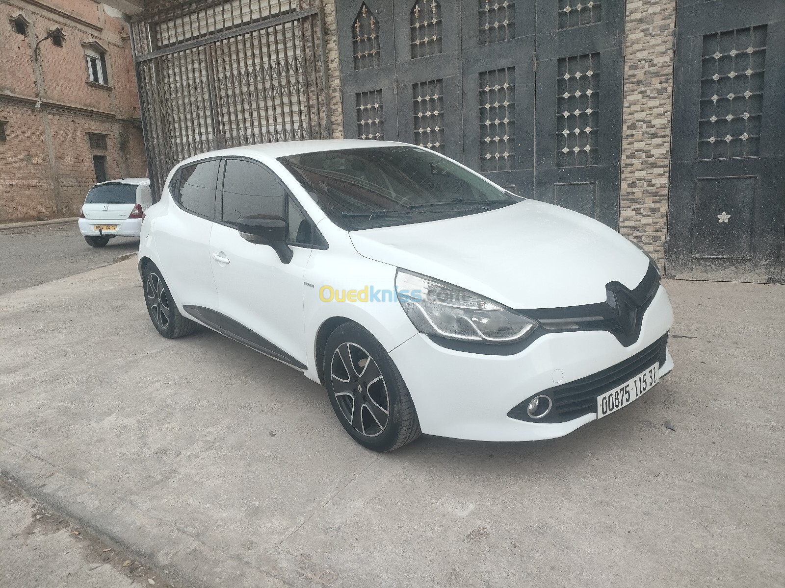 Renault Clio 4 2015 Limited 2