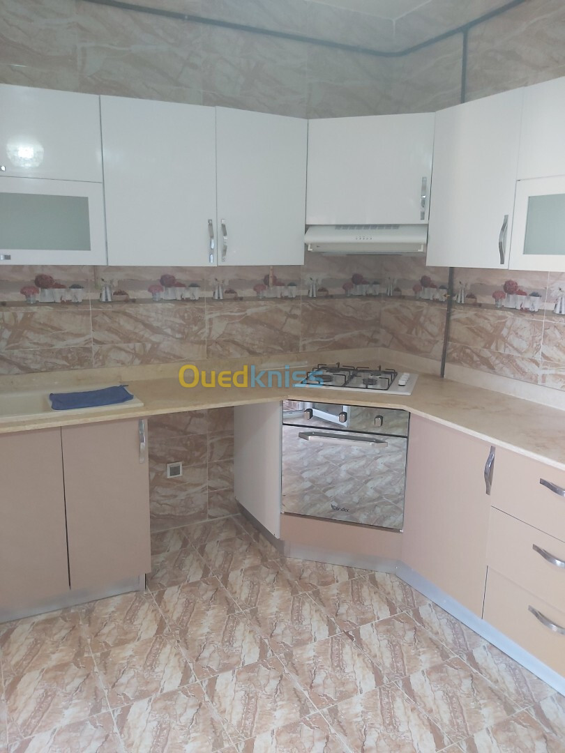 Location Appartement F4 Alger Souidania