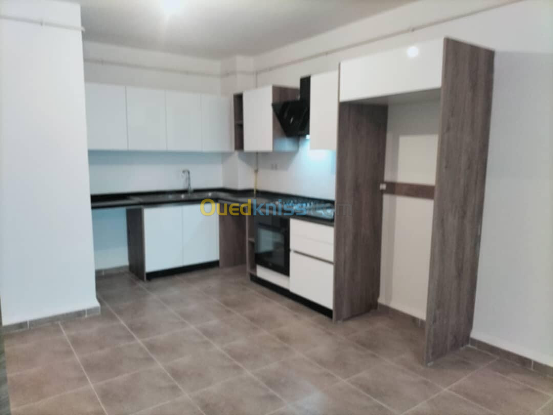 Location Appartement F4 Alger Ouled fayet