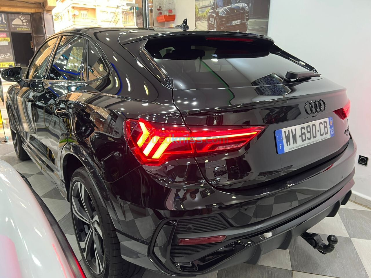 Audi Q3 2024 SLIN