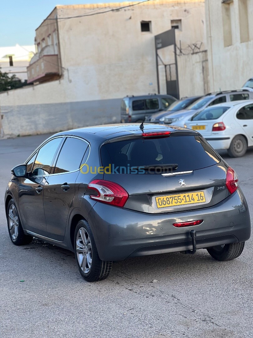 Peugeot 208 2014 Allure