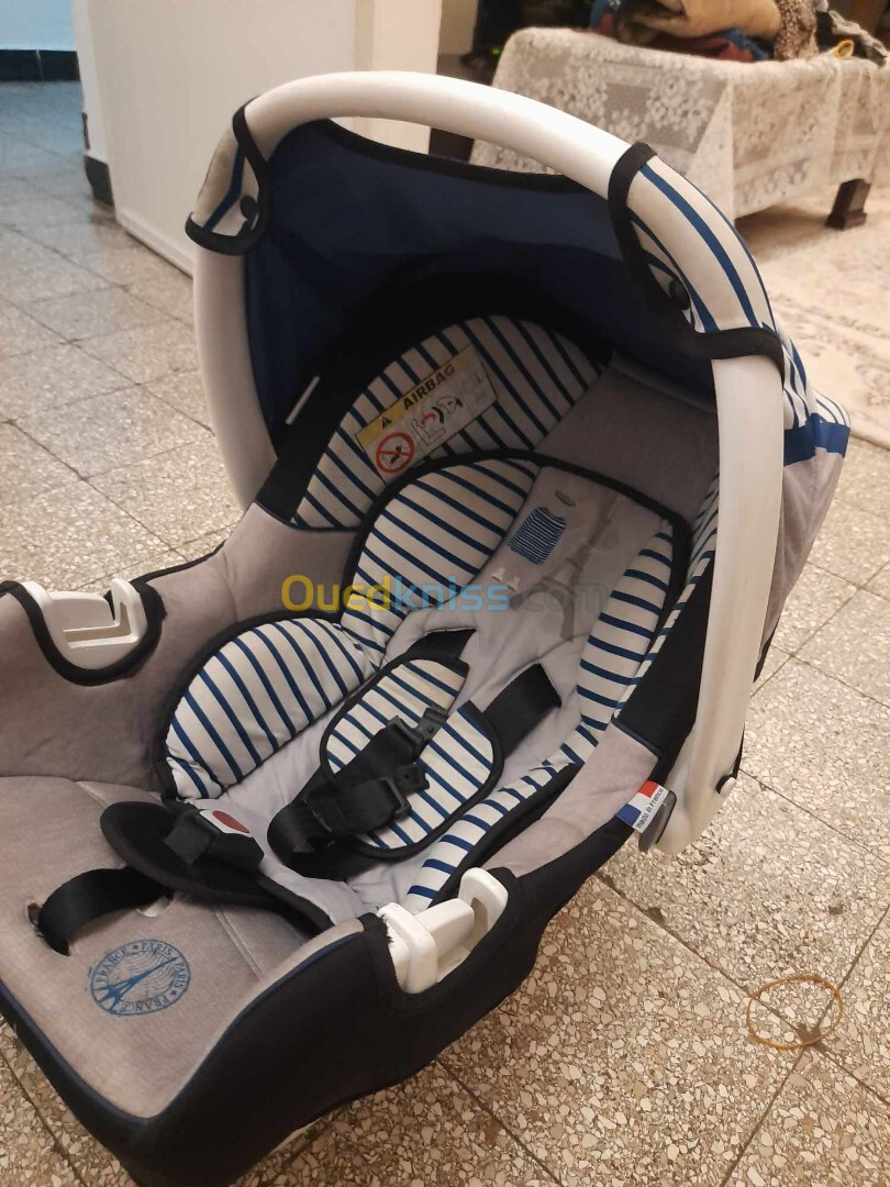 SIÉGÉ AUTO BÉBÉ 